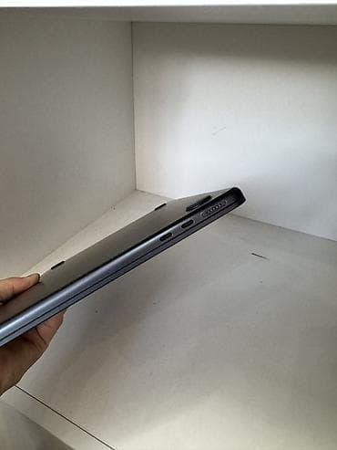 macbook pro i9: Для программирования, Б/у, M2, ОЗУ, RAM: 8 ГБ — 3