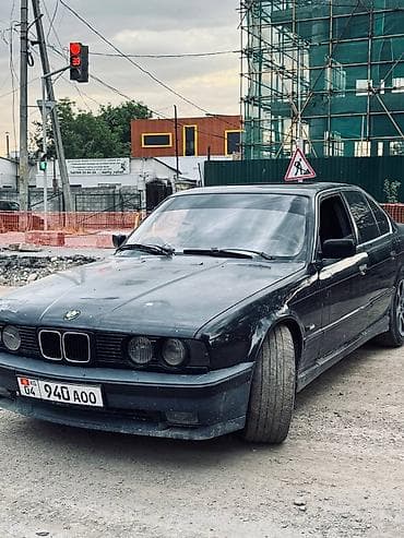 BMW 5 series: 1990 г., 2 л, Кол менен иштөөчү, Бензин, Седан — 2
