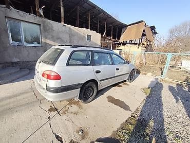 m5 e60: Toyota Avensis: 2001 г., Универсал — 1