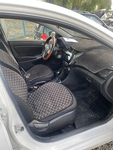 sonata 2017: Hyundai Solaris: 2014 г., 1.6 л, Автомат, Бензин, Седан — 5