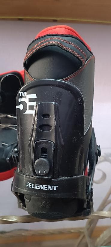 ботус бу: Продам крепления и ботиночки для сноуборда размер 33. цена 5000 сом — 8