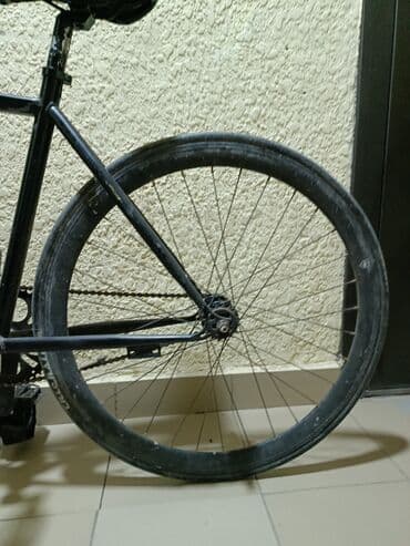 велосипед фикс: Шоссейный велосипед, Рама M (156 - 178 см), Б/у — 1