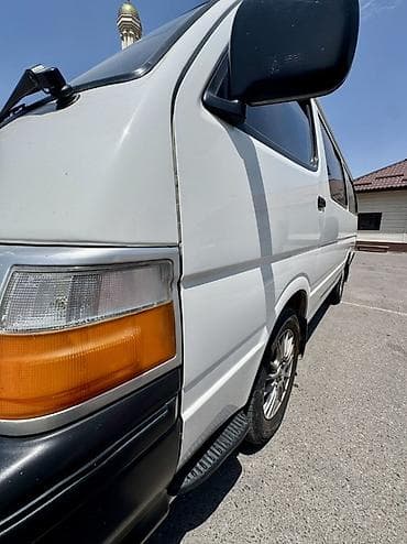 hiace: Toyota Hiace: 1996 г., 2 л, Механика, Бензин, Бус — 7