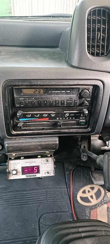 Suzuki : 2004 г., 2 л, Кол менен иштөөчү, Бензин — 8