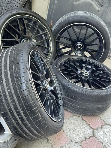 Комплект литых дисков с шинами для Mercedes (стиль AMG) W222 W218 — 2