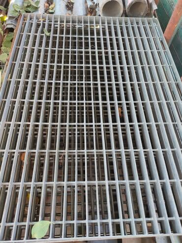 Продаю напольные решетки заводские ( оцинкованная). размеры : 100*80м at lalafo.kg Продаю напольные решетки заводские ( оцинкованная). размеры : 100*80м
