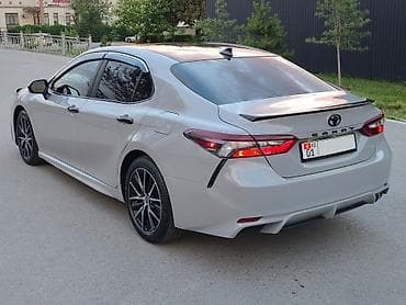 v2: Toyota Camry: 2021 г., 2.5 л, Автомат, Бензин, Седан — 4