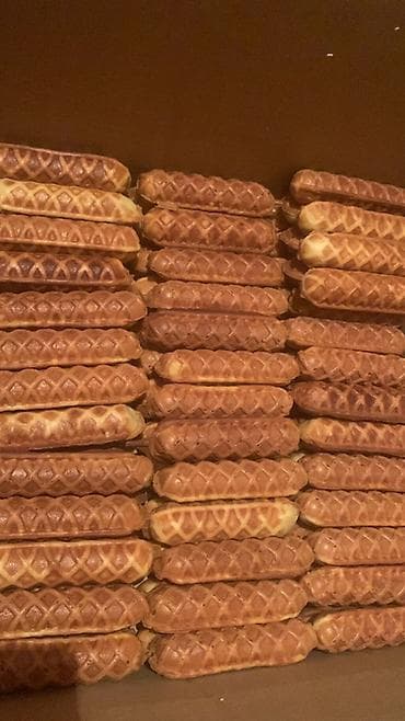 изхар салфетки: Вафельные трубочки/патиски на палочке - Домашние вафли продолговатой — 5