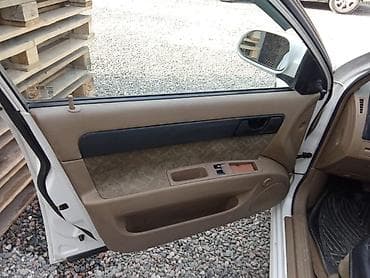 Продажа авто: Brilliance : 2004 г., Ручные, Седан — 2