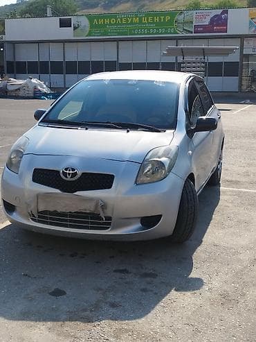 mini cooper s: Toyota Yaris: 2007 г., 1.3 л, Механика, Бензин, Хэтчбэк — 4