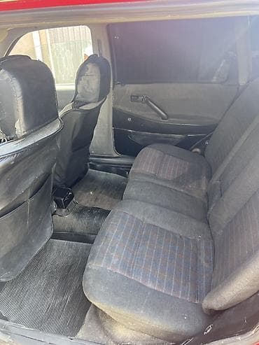 29 колёса: Volkswagen Passat Variant: 1992 г., Механика, Универсал — 5