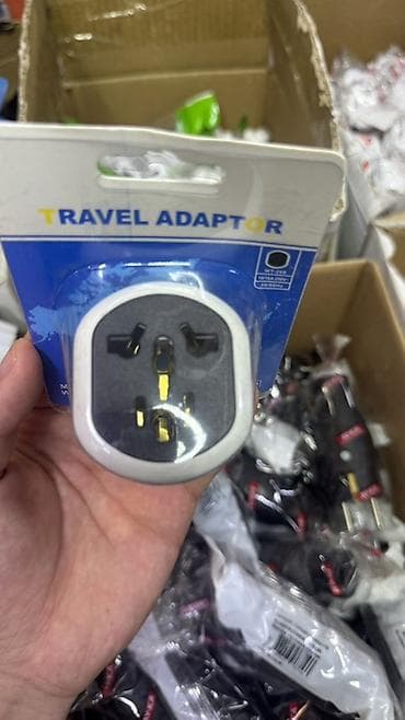 Переходник-путешественника (Travel Adaptor) - Универсальная розетка