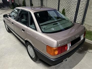 аудиа: Audi 80: 1987 г., 1.8 л, Механика, Бензин, Седан — 5