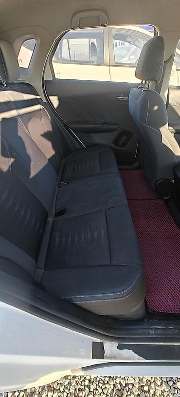 xpeng g3: BYD E2: 2019 г., Электромобиль, Хэтчбэк — 7