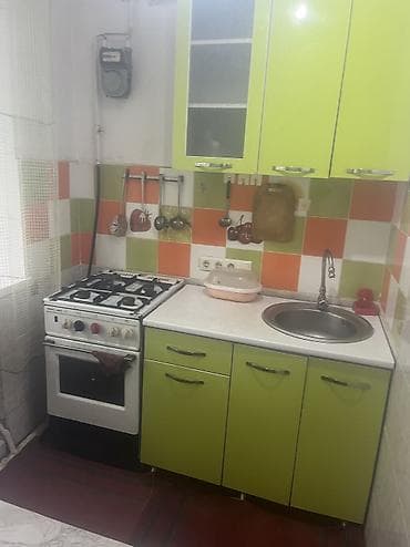 Батирлер: 2 бөлмө, 43 м², Хрущевка, 1 кабат — 2