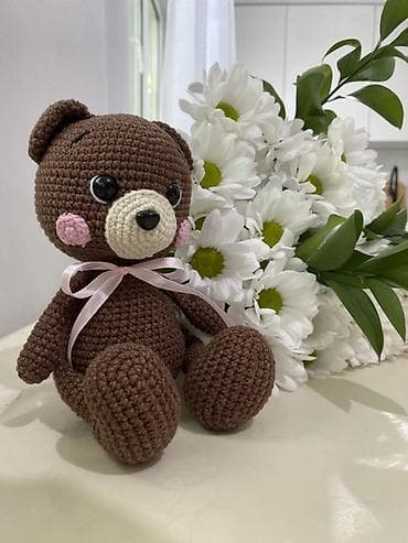 bubble tea: Вязаные игрушки амигуруми: зайка в голубом платьице и мишка с — 5