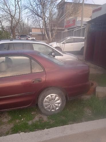 90: Mitsubishi Galant: 1995 г., 2 л, Механика, Бензин, Седан — 5
