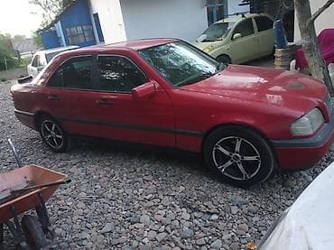 mazda 3: Mercedes-Benz C-Class: 1994 г., 1.8 л, Ручные, Газ, Седан — 1