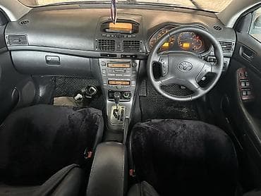 Toyota Avensis: 2003 г., 2 л, Автомат, Бензин, Седан