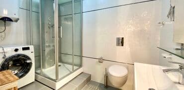 квартира ош дольго: 3 бөлмө, Менчик ээси, Чогуу жашоосу жок, Толугу менен эмереги бар — 8