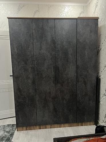 Шкафы: Шифоньер, шкаф для одежды, Прямой, ЛДСП — 1