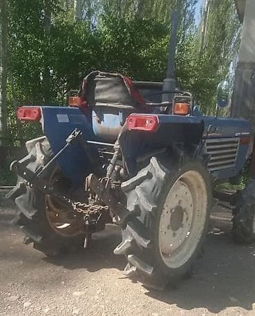 мала борон: Минитрактор Iseki TU1700, с универсальной навеской 3‑й точки — 3
