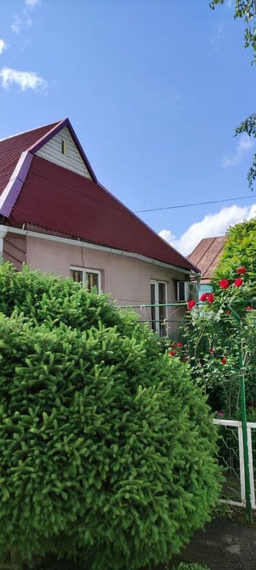 загородный дом с бассейном: Дом, 70 м², 4 комнаты, Собственник — 3