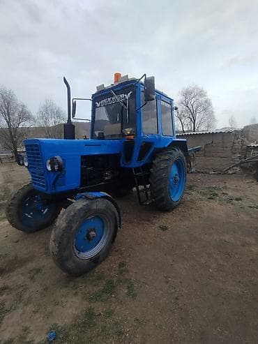 Агродроны: Трактор колесный, с кабиной. - Цвет: синий. Закрытая остекленная — 4