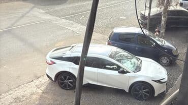 афто токмок: Toyota : 2025 г., 0.1 - engine capacity л, Автомат, Электромобиль, Кроссовер — 5