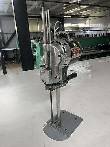 Оборудование для швейных цехов: Промышленный раскройный нож (ленточный/вертикальный) BAOYU состояние — 1