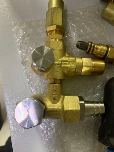 Регулятор давления латунь. 📍Адрес: Аламединский базар, Семена