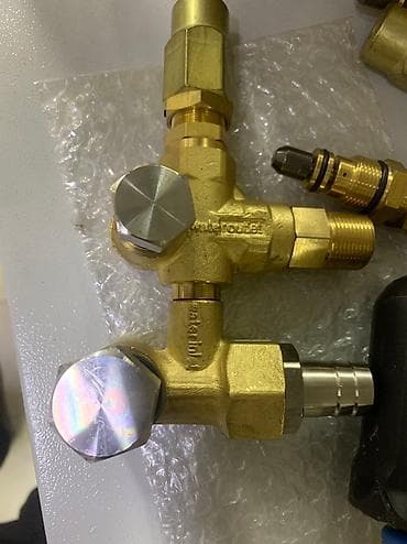 Упаковочно-фасовочные аппараты: Регулятор давления латунь. 📍Адрес: Аламединский базар, Семена — 1