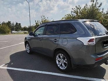 Mitsubishi Outlander: 2012 г., Автомат, Бензин, Кроссовер