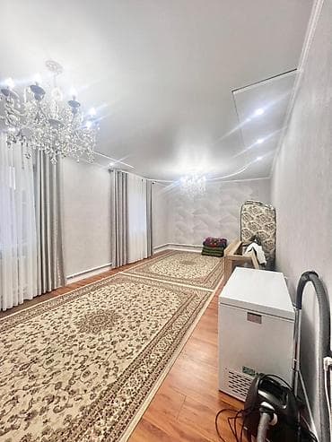 Кыймылсыз мүлк: 🏡 Продаётся дом в Ново-Покровке (Район ВОЛНА) 📍 Участок: 6 соток 🏠 — 6