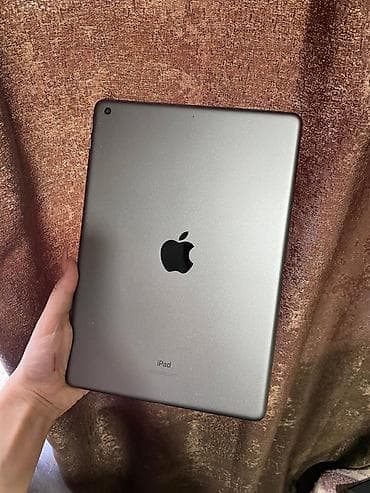ipad mini4: Планшет, Apple, память 64 ГБ, 10" - 11", Wi-Fi, Б/у, Классический цвет - Серый — 1