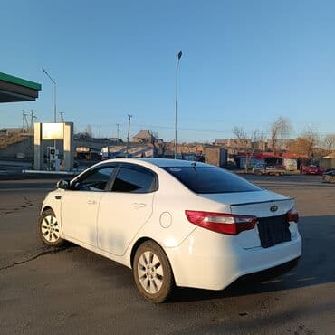 механика коробка: Kia Rio: 2012 г., 1.6 л, Механика, Бензин, Седан — 2