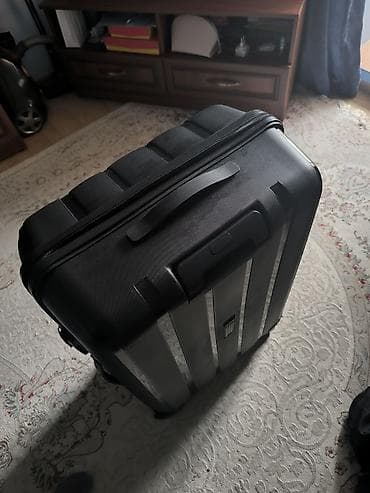 samsung tab a: Чемодан, Новый, Материал: Пластик, Большой (более 70 л), Вращающиеся колеса на 360°, Кодовый замок, На колесах — 4