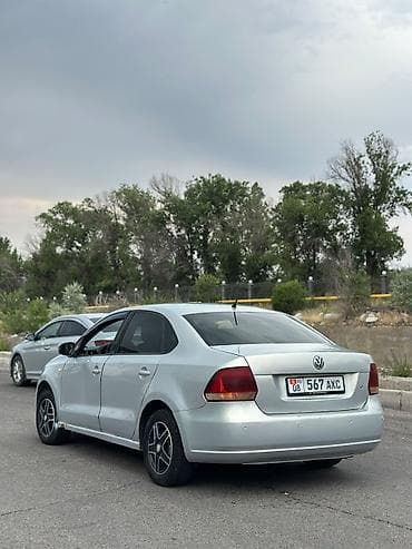 e2 byd: Volkswagen Polo: 2013 г., 1.6 л, Механика, Бензин, Седан — 4