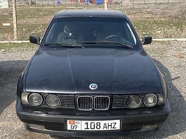 салон е46: BMW 5 series: 1990 г., Седан — 4