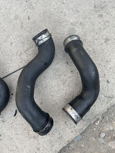 домашний буфер: Продаю интеркулер
подрубки на мерседес 
w203 W210 W211 — 5