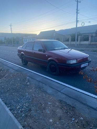 step 2: Volkswagen Passat: 1992 г., 1.8 л, Механика, Бензин, Седан — 2