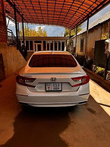 toyota pruis: Honda Accord: 2018 г., 1.5 л, Автомат, Бензин, Седан — 9