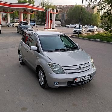 Toyota Ist: 2003 г., 1.5 л, Автомат, Бензин, Хэтчбэк