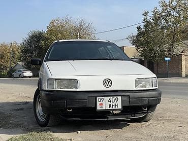 Продажа авто: Volkswagen Passat: 1988 г., 1.8 л, Механика, Бензин, Универсал — 2