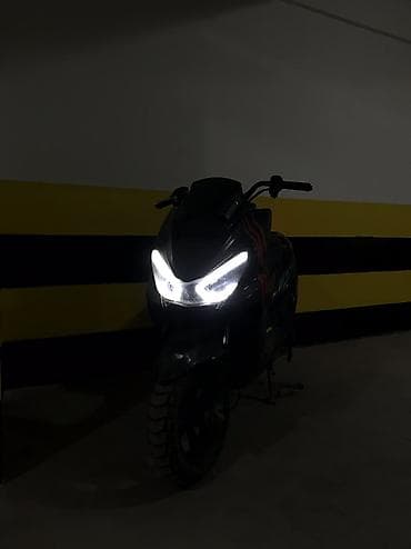 сктер: Макси-скутер 150 куб. см, Бензин, Колдонулган — 10