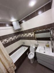 сдаю квартиру долгосрочно ош: 2 комнаты, Риэлтор, Без подселения, С мебелью полностью — 3