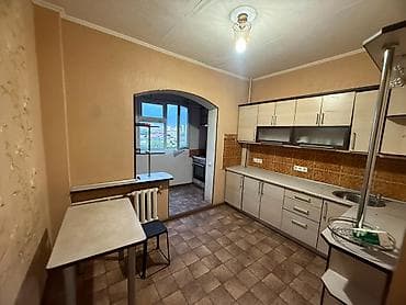 Квартиры: 2 комнаты, 77 м², Восток-5 мкр 106 серия, 6 этаж, Косметический ремонт — 1