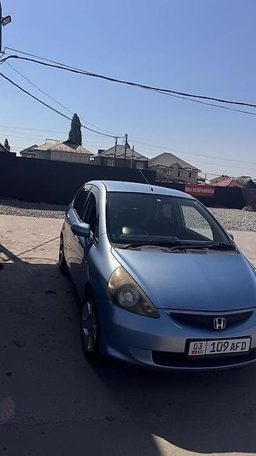 Унаа: Honda Fit: 2002 г., 1.3 л, Вариатор, Бензин, Хетчбек — 1