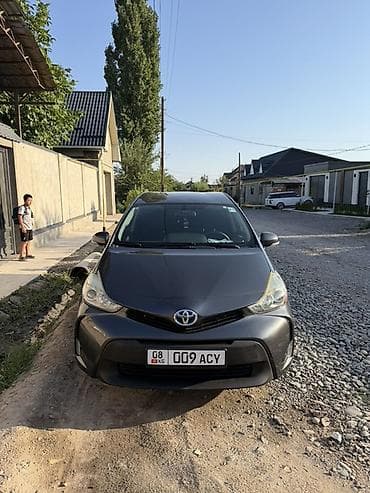 5: Toyota Prius V: 2016 г., 1.8 л, Автомат, Гибрид, Универсал — 5
