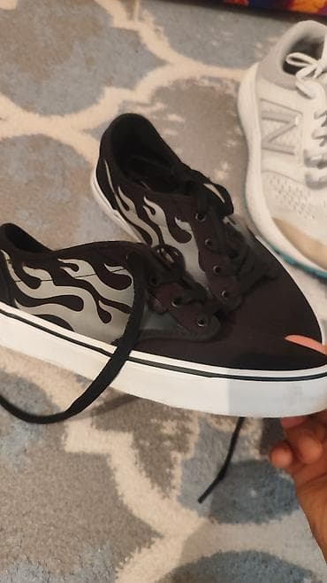 Мужские кроссовки, 36.5, Vans, Б/у, цвет - Черный, Самовывоз